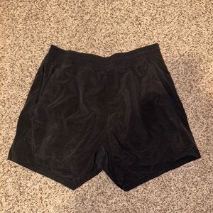 Lululemon Pacebreaker 5” Linerless shorts L